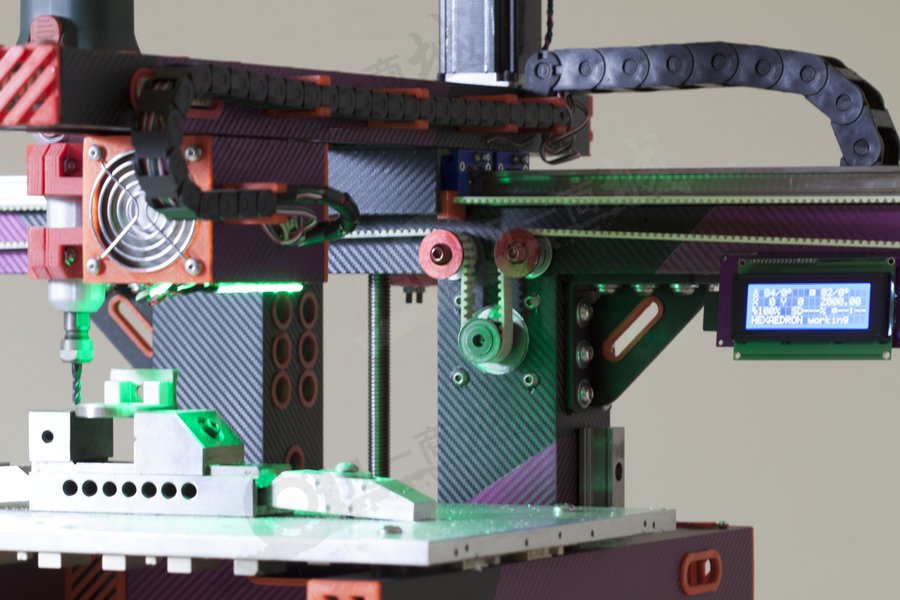 3D打印的數(shù)控銑床 模型截圖[2]