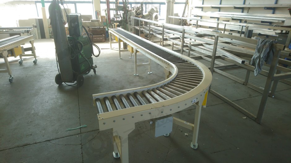 鏈條驅(qū)動(dòng)滾筒90°輸送機(jī)SW圖 模型截圖[3]